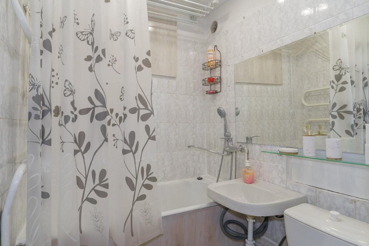 Central Apartment Kalvarijskaya ミンスク エクステリア 写真